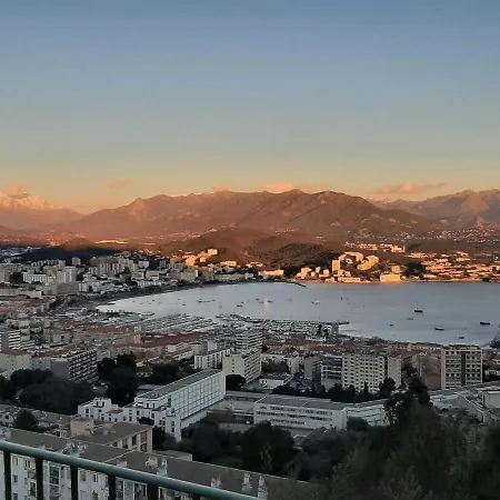 Villa Belvedere D'ajaccio, Entiere Vue Pour 2 A 10 Voyageurs *