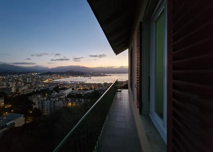 Villa Belvedere D'ajaccio, Entiere Vue Pour 2 A 10 Voyageurs Ajaccio (Corsica)