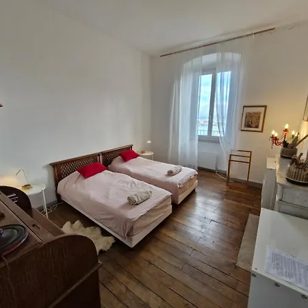 Villa Belvedere D'ajaccio, Entiere Vue Pour 2 à 10 Voyageurs *