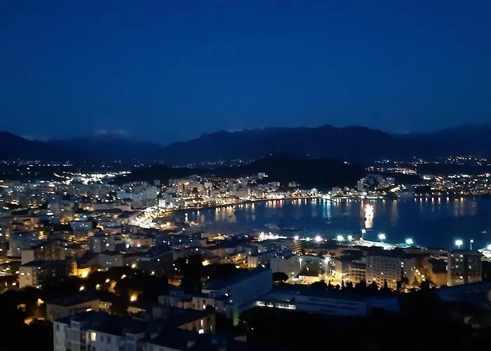 Belvedere D'ajaccio, Entiere Vue Pour 2 A 10 Voyageurs Vila *