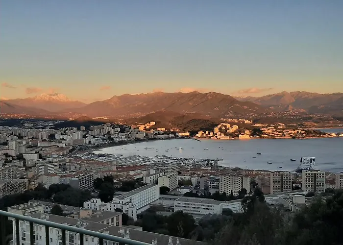 빌라 Belvedere D'ajaccio, Entiere Vue Pour 2 A 10 Voyageurs *